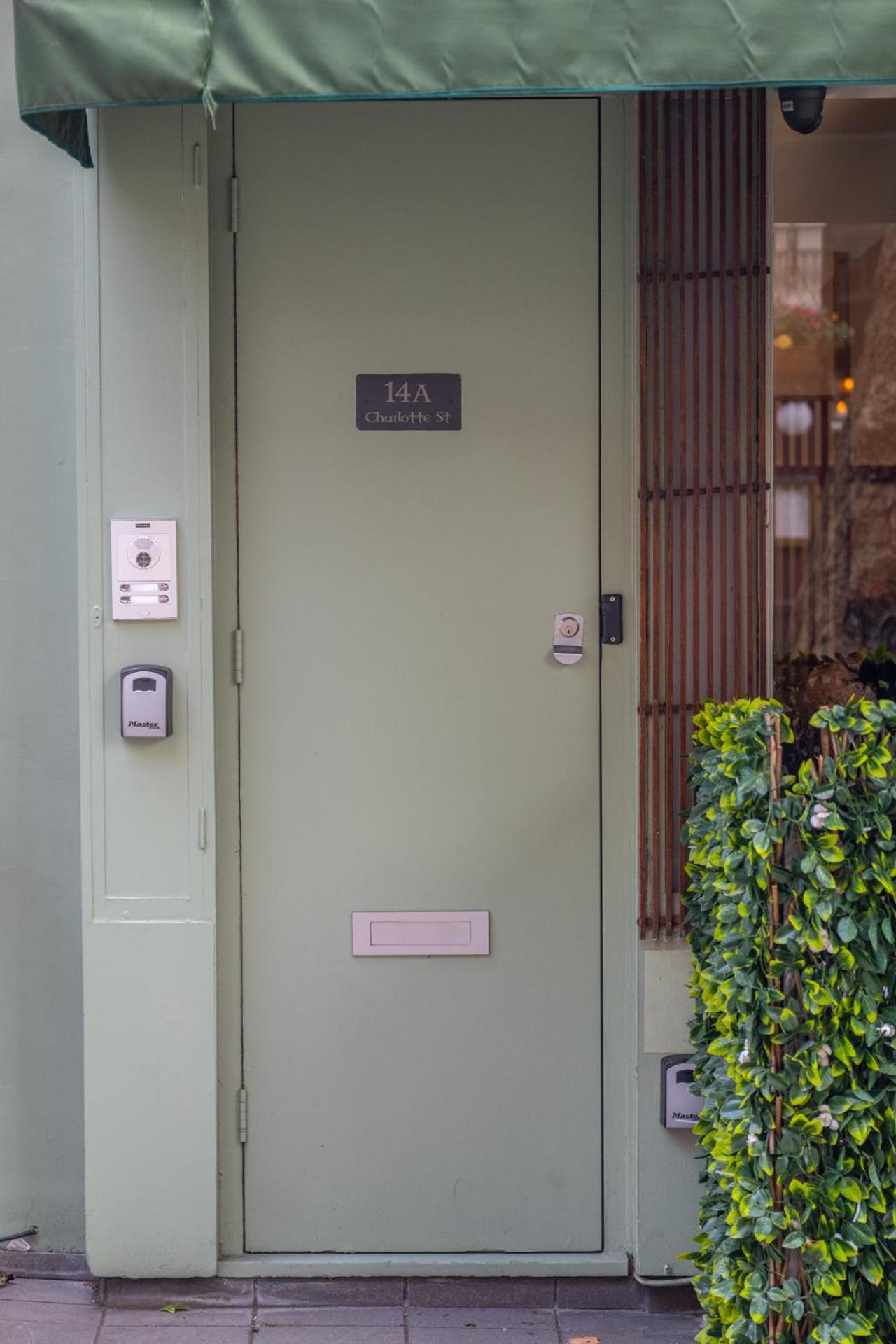 Modern, Stylish Newly Refurbished 2Nd Floor Apartment In Fitzrovia Londen Buitenkant foto
