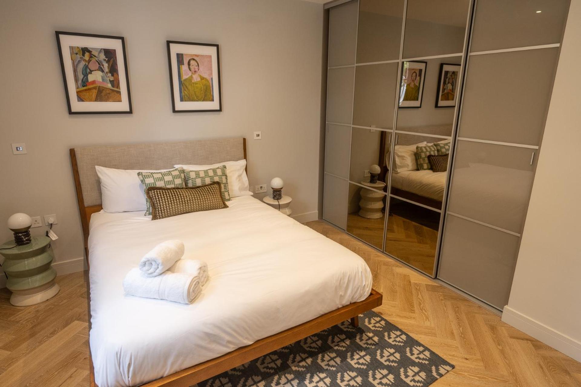 Modern, Stylish Newly Refurbished 2Nd Floor Apartment In Fitzrovia Londen Buitenkant foto